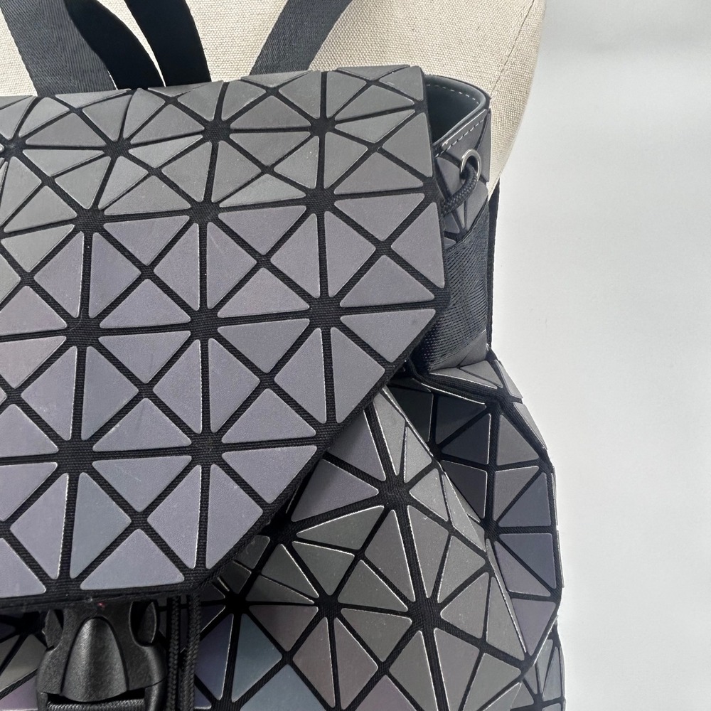 Geometric Prism Backpack Black Foldover Drawstring Bag‎ Women's Fashion - Picture 2 of 7